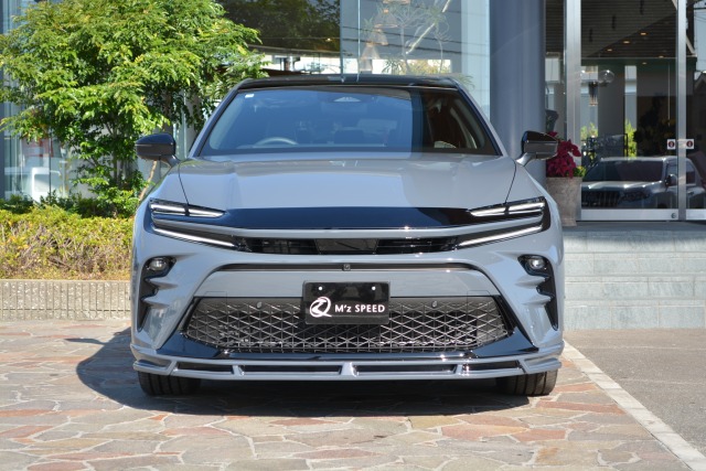 トヨタ:クラウンスポーツ