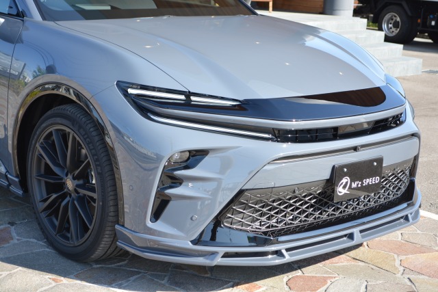 トヨタ:クラウンスポーツ