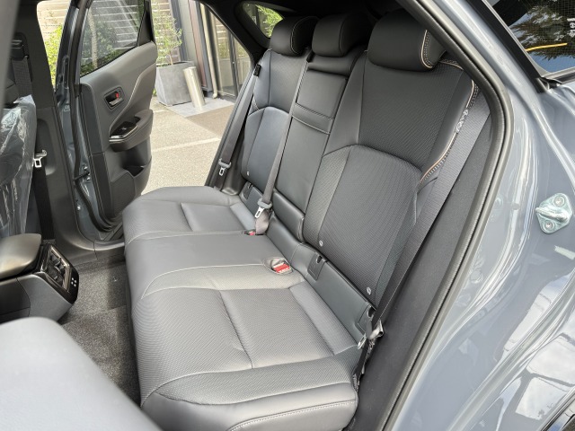 トヨタ:クラウンスポーツ