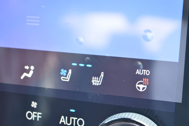 レクサス:NX/ハイブリッド
