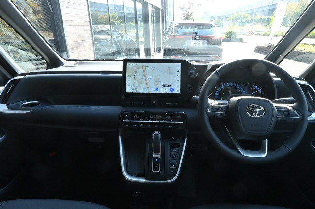 トヨタ:ヴォクシー