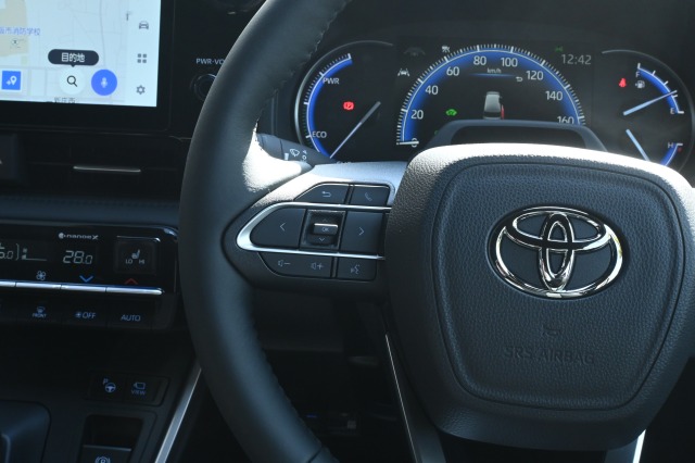 トヨタ:ヴォクシー