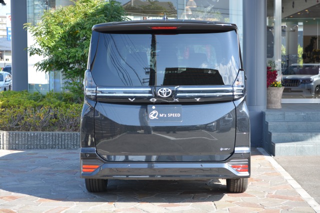 トヨタ:ヴォクシー