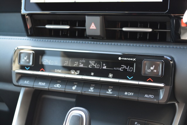 トヨタ:ヴォクシー