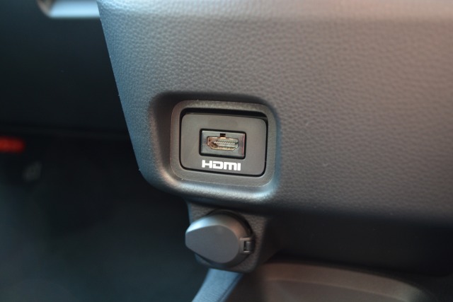 トヨタ:ヴォクシー