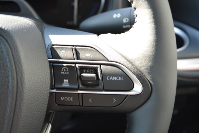 トヨタ:ヴォクシー