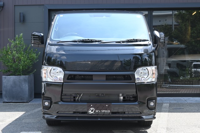 トヨタ:ハイエースバン(標準ボディ)
