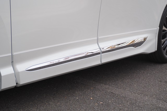 トヨタ:アルファード