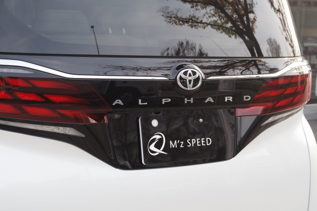 トヨタ:アルファード