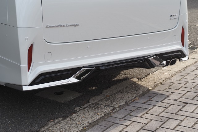 トヨタ:アルファード