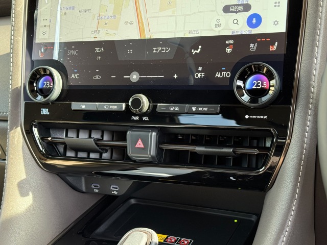 トヨタ:アルファード