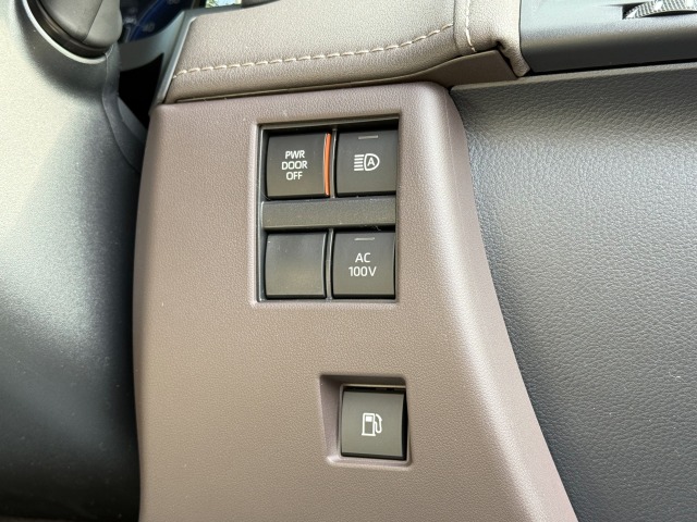 トヨタ:アルファード