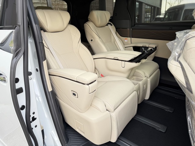 トヨタ:アルファード