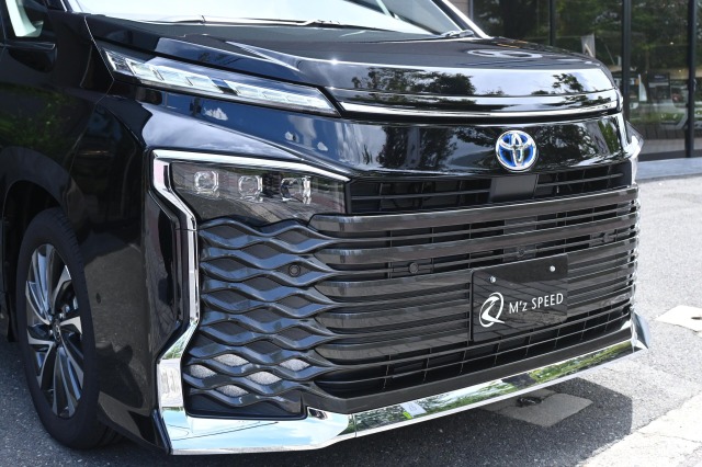 トヨタ:ヴォクシー