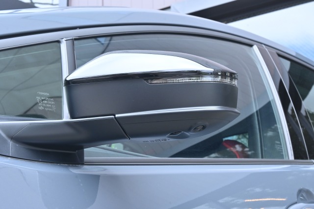 トヨタ:プリウス