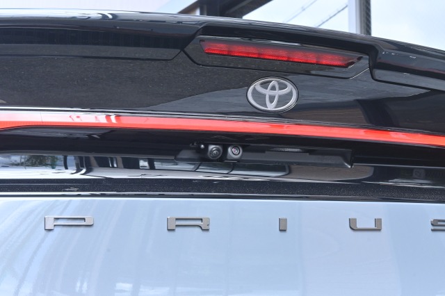 トヨタ:プリウス