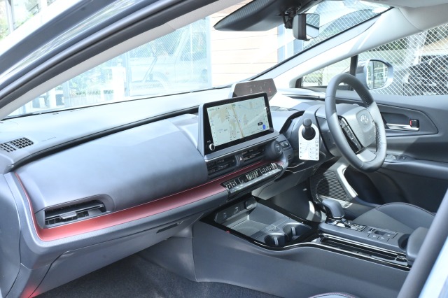 トヨタ:プリウス