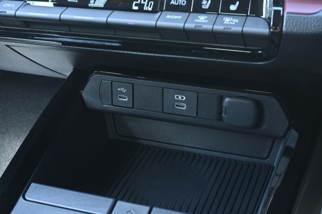 トヨタ:プリウス