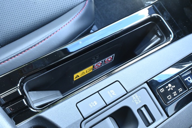 トヨタ:プリウス