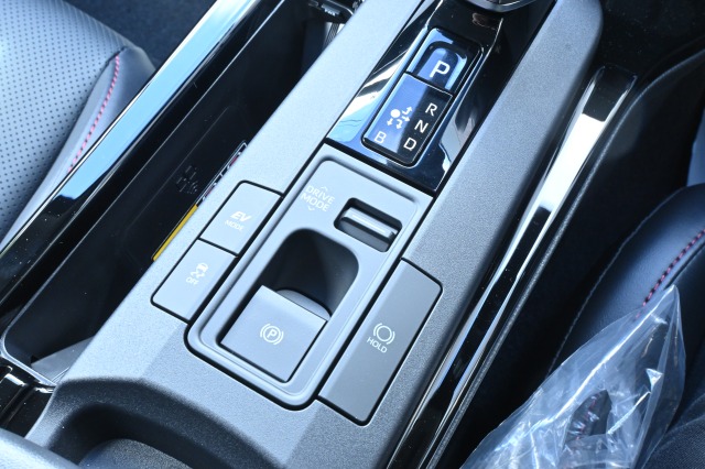 トヨタ:プリウス