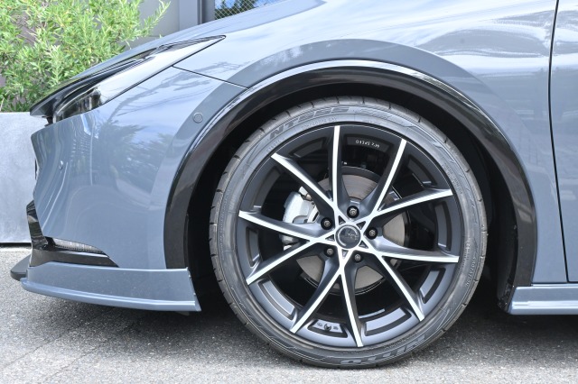 トヨタ:プリウス