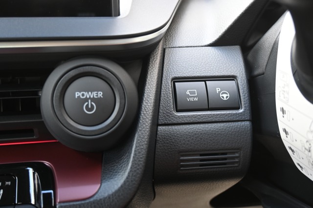 トヨタ:プリウス