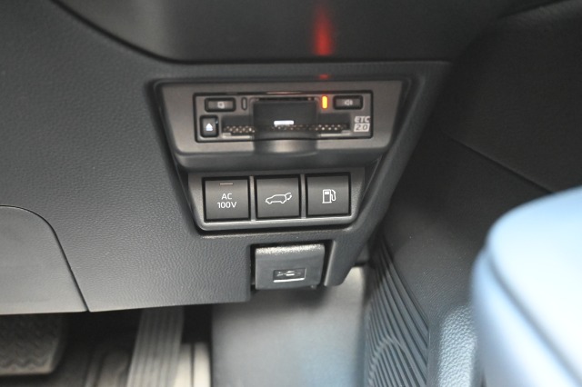 トヨタ:プリウス