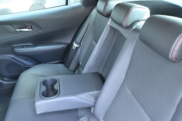 トヨタ:プリウス