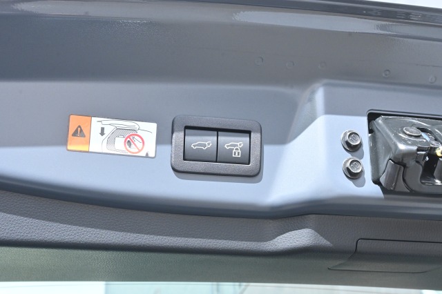 トヨタ:プリウス