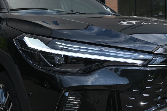 トヨタ:カローラクロス