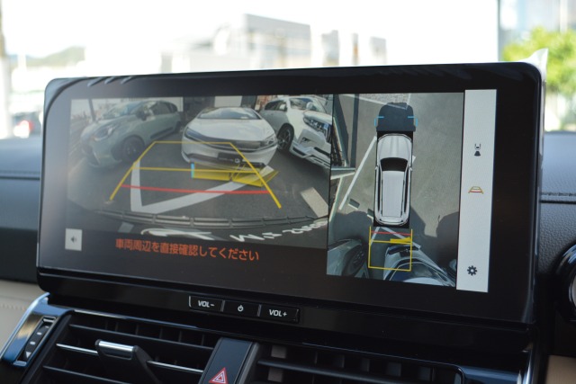 トヨタ:ランドクルーザー200/300