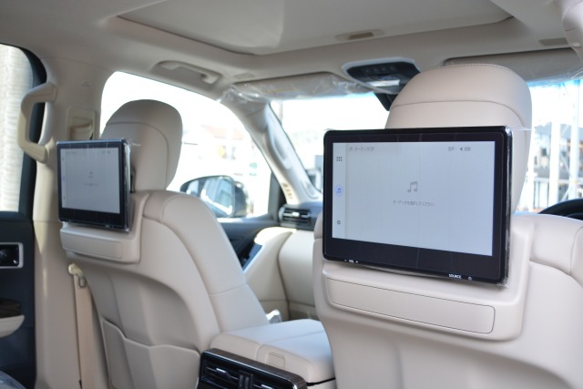 トヨタ:ランドクルーザー200/300