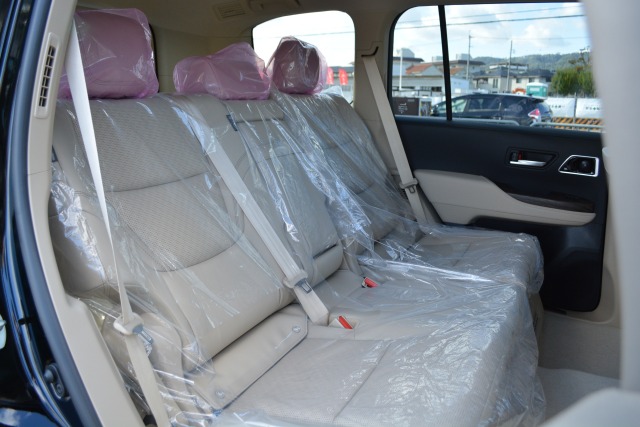 トヨタ:ランドクルーザー200/300