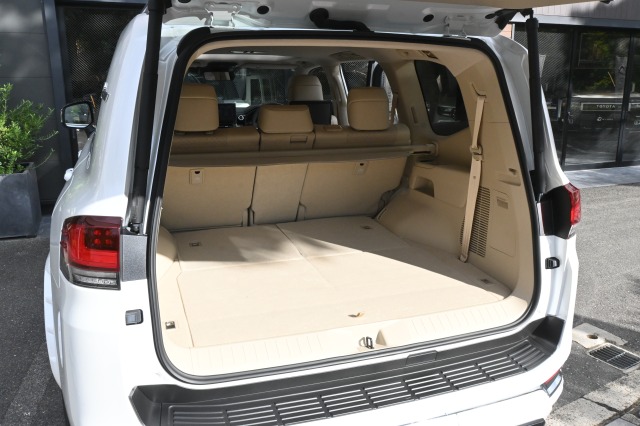 トヨタ:ランドクルーザー200/300