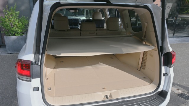 トヨタ:ランドクルーザー200/300