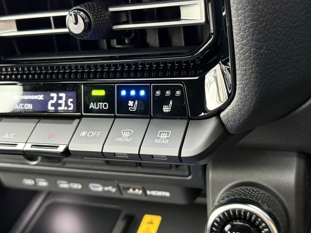 トヨタ:ランドクルーザー250