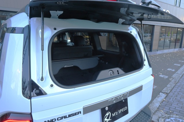 トヨタ:ランドクルーザー250