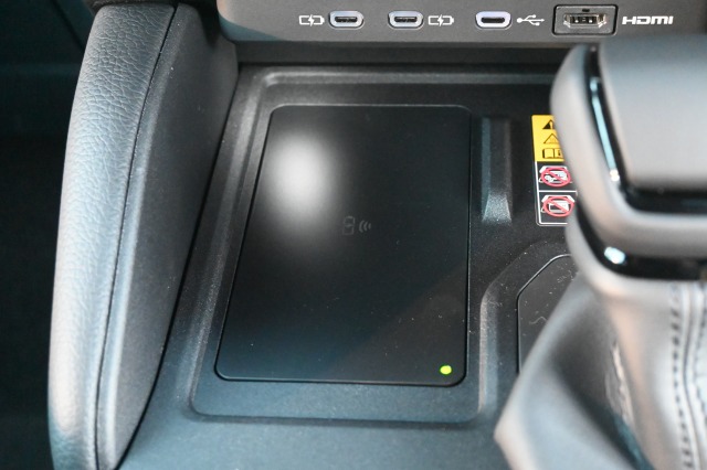 トヨタ:ランドクルーザー250