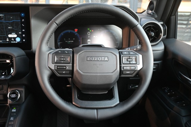 トヨタ:ランドクルーザー250