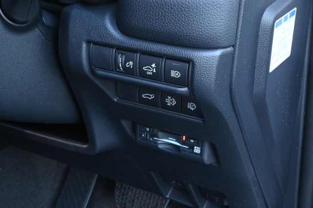 トヨタ:ランドクルーザー250