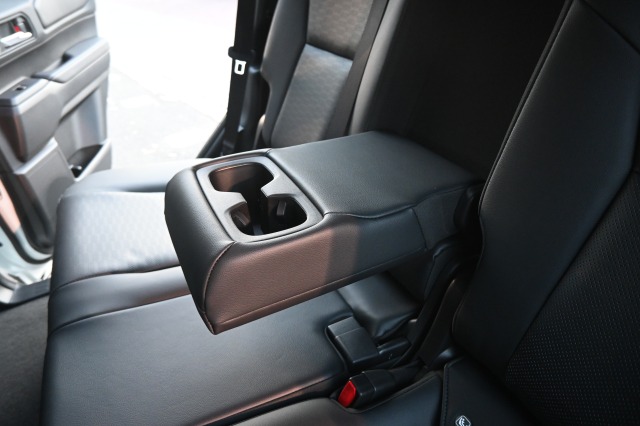 トヨタ:ランドクルーザー250