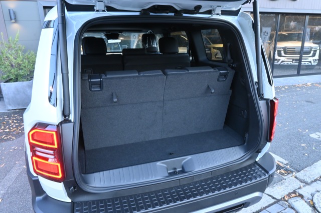 トヨタ:ランドクルーザー250