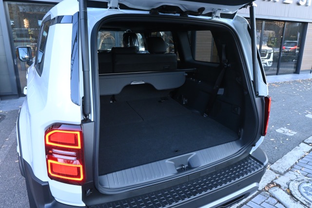 トヨタ:ランドクルーザー250