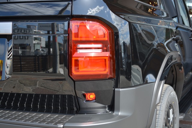 トヨタ:ランドクルーザー250