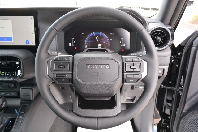 トヨタ:ランドクルーザー250