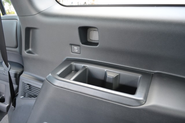 トヨタ:ランドクルーザー250