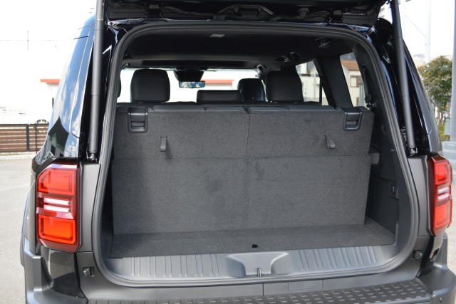 トヨタ:ランドクルーザー250