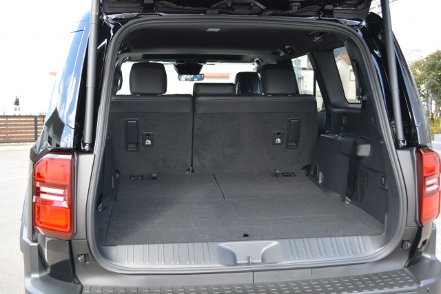 トヨタ:ランドクルーザー250