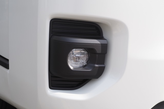 トヨタ:ハイエースバン(標準ボディ)