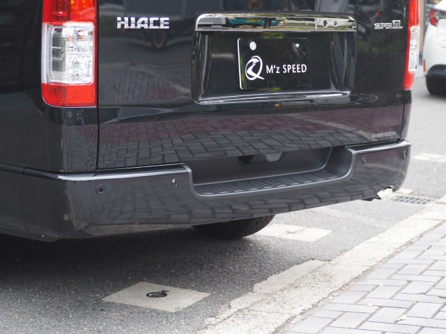 トヨタ:ハイエースバン(標準ボディ)